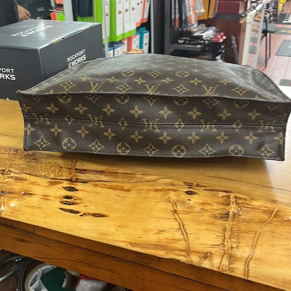 Louis Vuitton sac plat - Picture 4 of 15